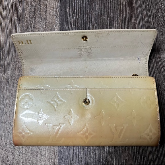 Vintage personalized Louis Vuitton International Wallet 🌸 - Picture 2 of 6